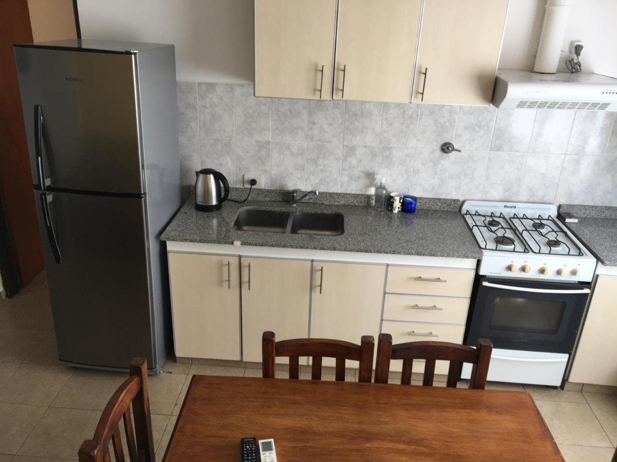 Aparthotel Bahia Neuquén Екстериор снимка