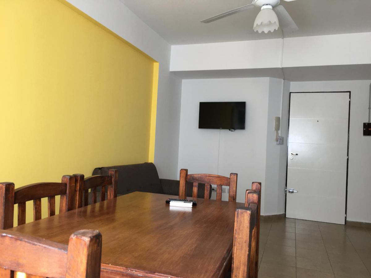 Aparthotel Bahia Neuquén Екстериор снимка